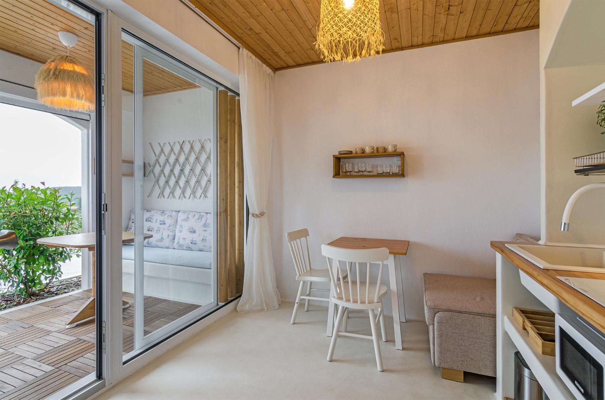 Villa Kalimera Baltjik Exteriör bild