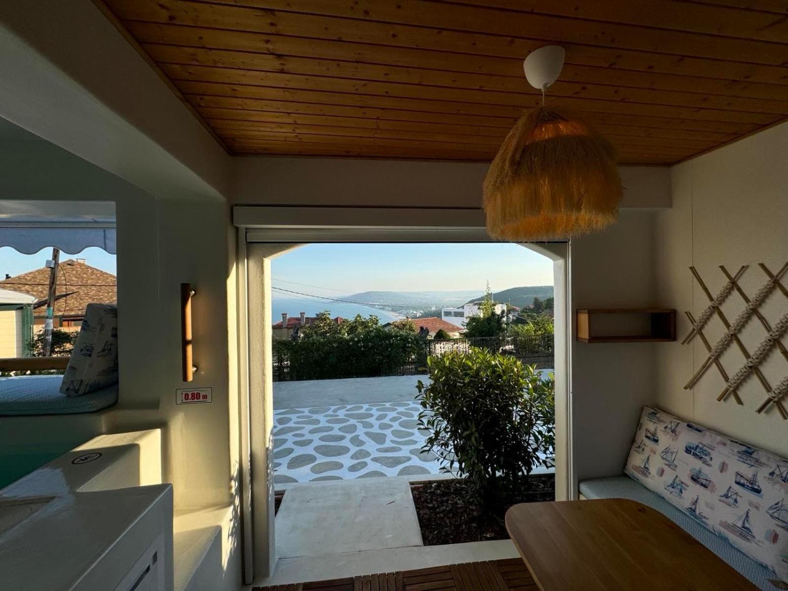 Villa Kalimera Baltjik Exteriör bild